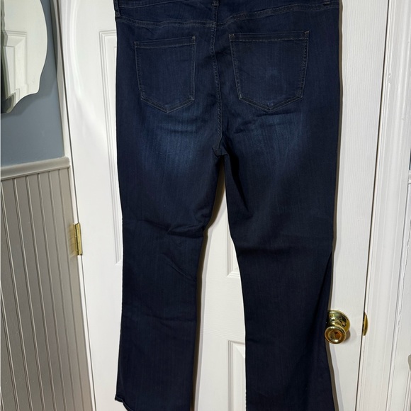 Liverpool boot cut jeans - Picture 6 of 7